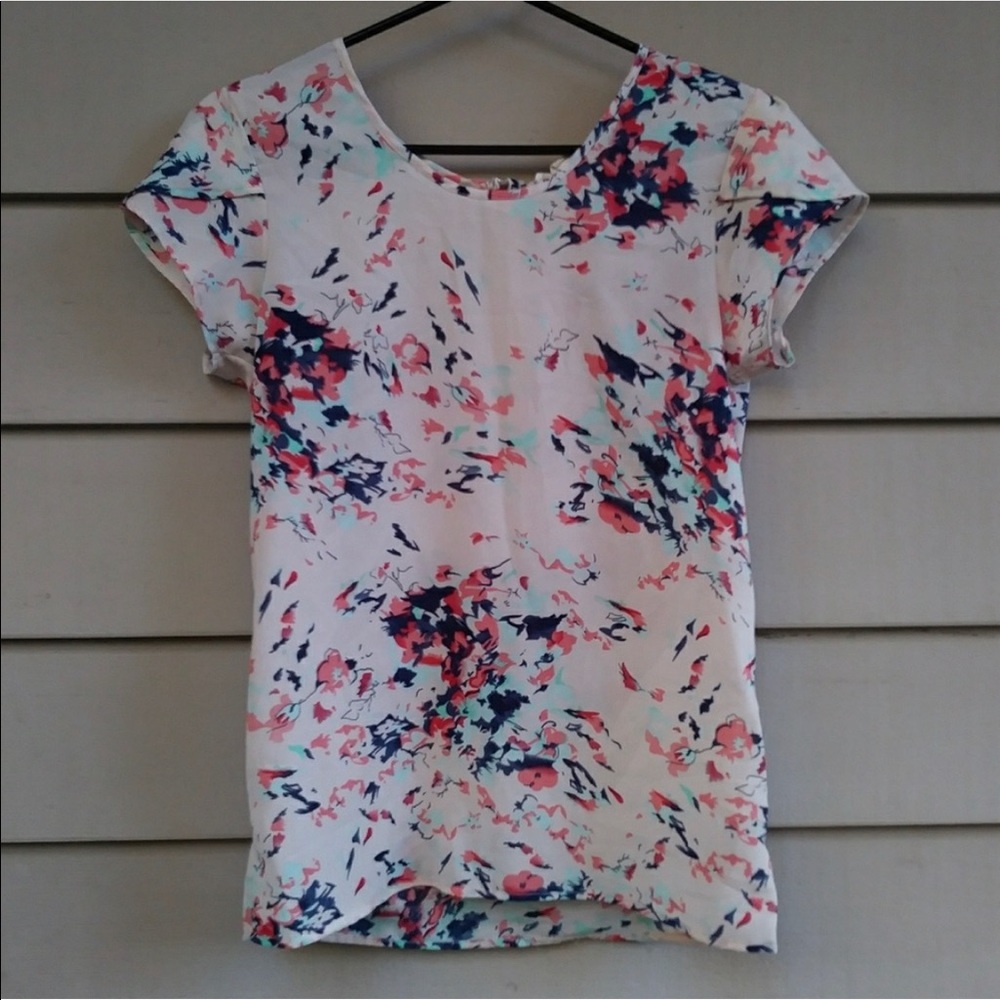 Floral pink chiffon top with sleeves Size Small